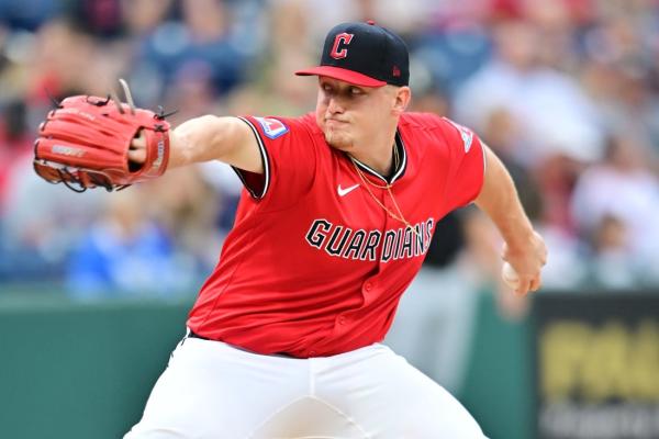 Parker Messick, surging Guardians down White Sox
