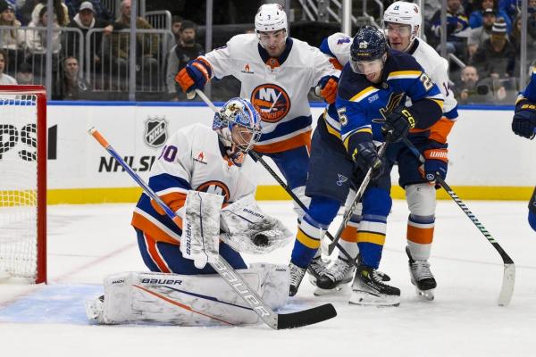 Joel Hofer, Blues shut out Islanders for OT win