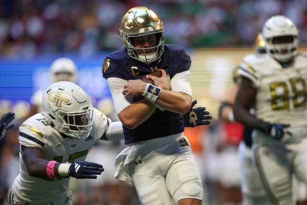 QB Riley Leonard uses legs in  No. 12 Notre Dame’s easy win over Georgia Tech