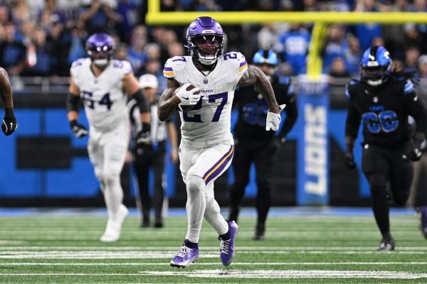 Vikings RB Cam Akers (illness) set to play vs. Rams