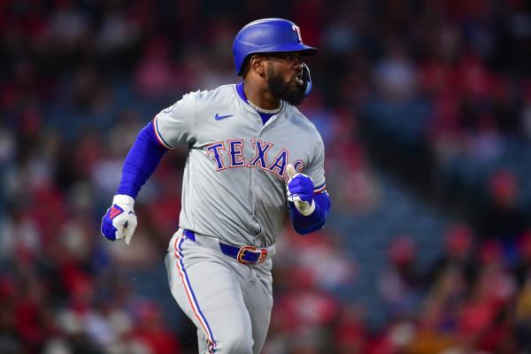 Rangers expect Adolis Garcia (oblique) ready for Opening Day