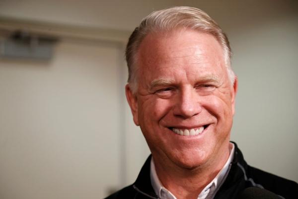 Boomer Esiason: Bengals won’t foot bill for hotel