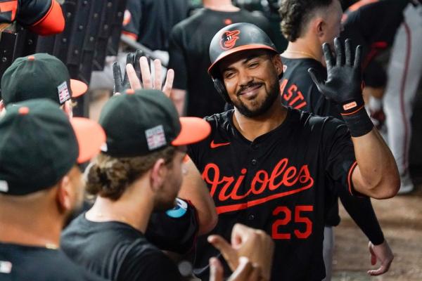 MLB roundup: Orioles pound Rangers in playoff rematch thumbnail