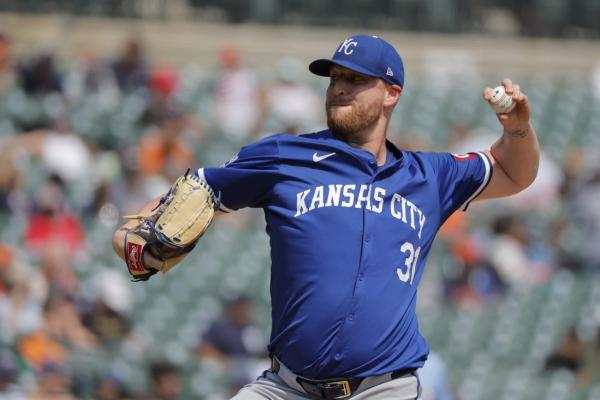 Royals place LHP Will Smith (back) on injured list