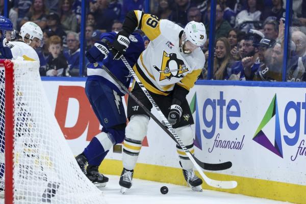 Evgeni Malkin scores late to save Penguins vs. Lightning