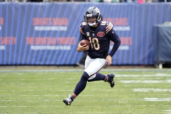 Bears overcome late 10-point deficit to stun Giants