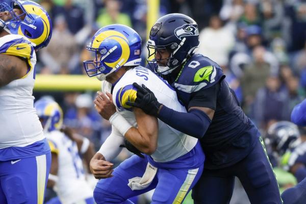 Seahawks release leading tackler Tyrel Dodson thumbnail