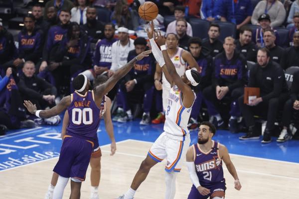 Shai Gilgeous-Alexander scores 50 again as Thunder slam Suns