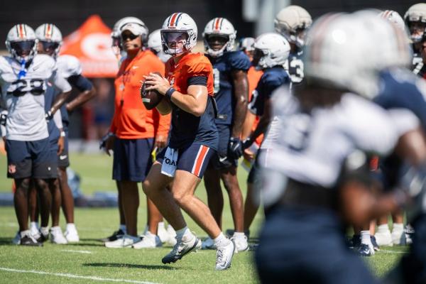 With chance of using three QBs, Auburn opens at Baylor