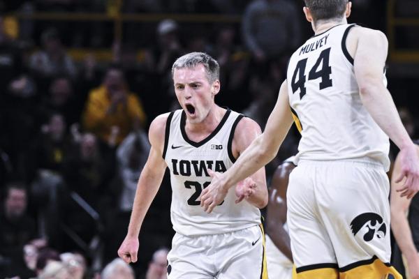 Braden Smith goes off for 31 points, lifts No. 7 Purdue over Iowa