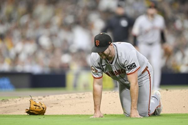Giants RHP Landen Roupp knocked out of game by line drive