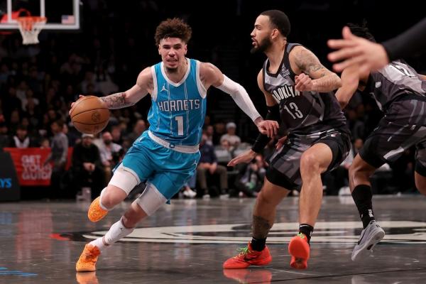 Hornets G LaMelo Ball (ankle) injured again