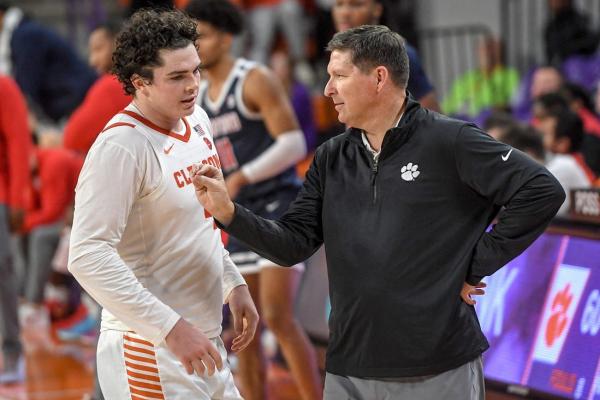 Ian Schieffelin, Clemson size up unbeaten Penn State