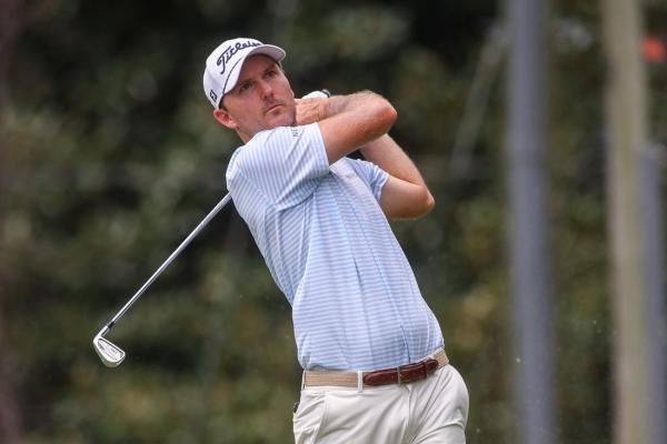 Russell Henley posts 61 to lead Tour Championship amid easy conditions