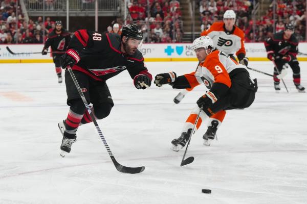 Flyers, Hurricanes begin weekend home-and-home in City of Brotherly Love