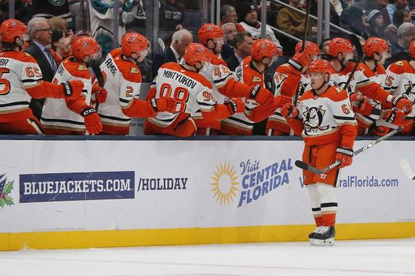 California Dreamin': Ducks begin long stay in state vs. Stars