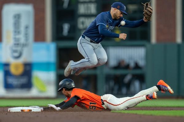 Rays come back three times, hand Giants 6th straight loss
