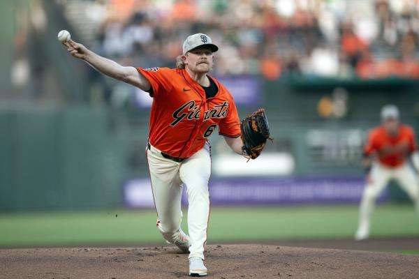 Giants’ Wilmer Flores socks 3 HRs, ruins A’s return to Bay Area