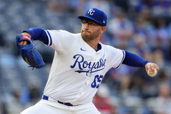 Rookie lefty Noah Cameron dynamite again as Royals top Reds thumbnail