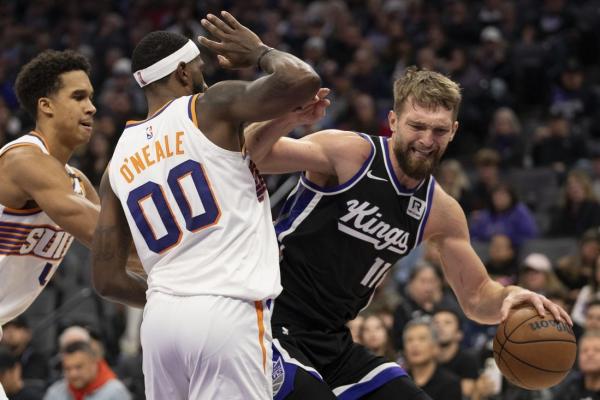 In battle of short-handed teams, Kings top Suns again