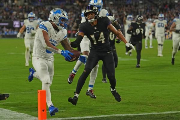 Run game, pass rush power Lions to victory over Ravens