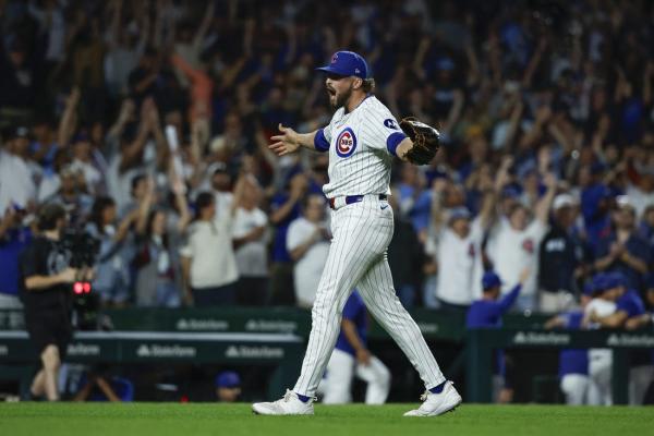 MLB roundup: Cubs combine to no-hit Pirates thumbnail