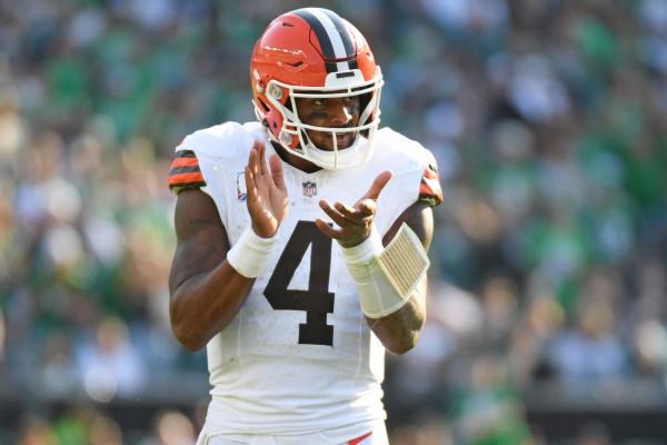 Kevin Stefanski denies owner override as Browns stick with Deshaun Watson thumbnail