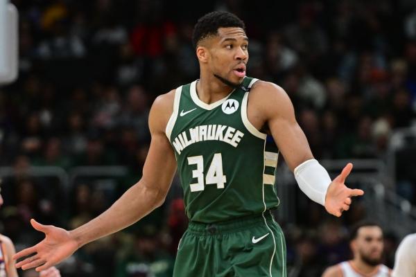 Raptors’ odds to land Giannis Antetokounmpo shorten amid reports