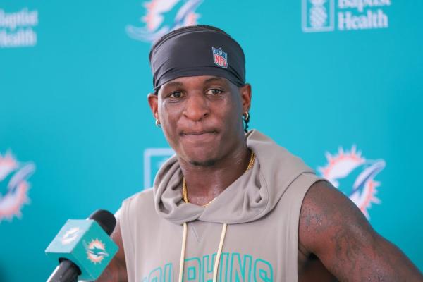 Dolphins dropping veteran CB Mike Hilton