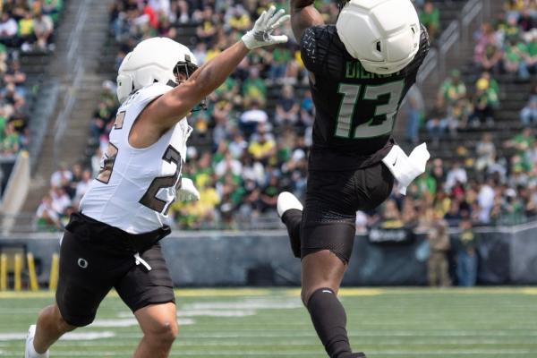 Oregon suspends WR Jurrion Dickey