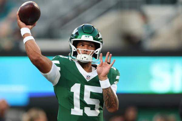 49ers add QB Adrian Martinez ahead of game at Rams