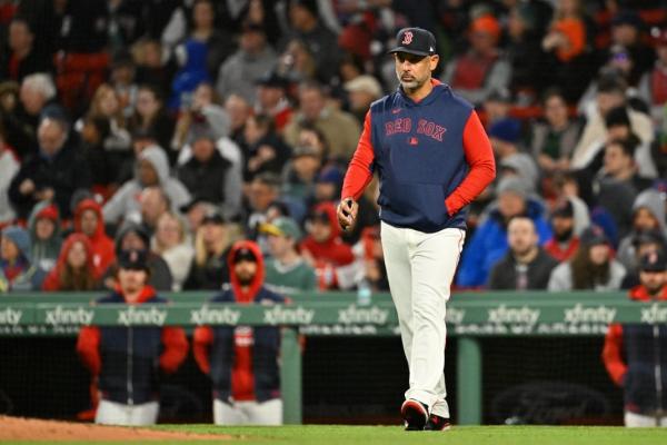 Devers drives in eight as Red Sox rout Orioles
