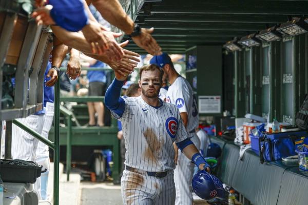 Double steal in tenth leads to Cubs walk-off of Pirates