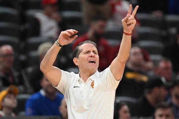 Southern California off to hot start, but so is next foe Manhattan