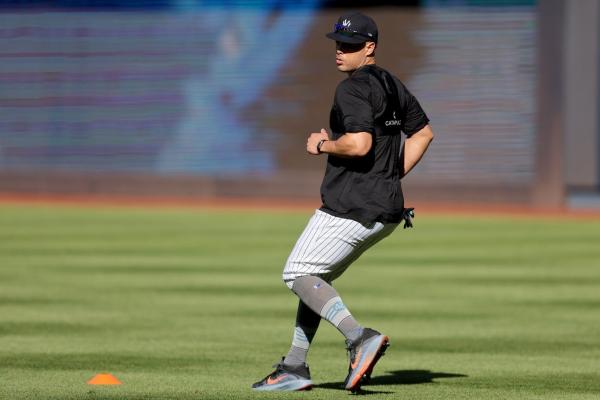 Yankees optimistic Giancarlo Stanton could elbow way into lineup soon