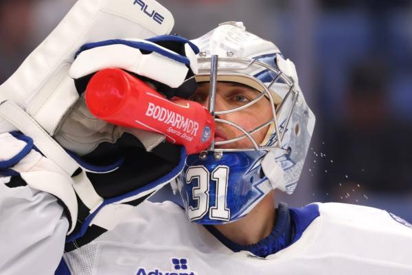 Lightning G Jonas Johansson inks 2-year extension