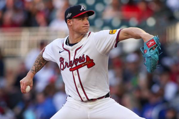 No-hit bid, inside-the-park HR highlight Braves’ win over Reds
