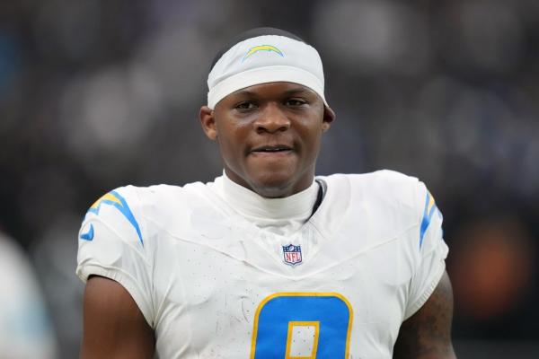 Report: Free agent WR DJ Chark visits with Bears