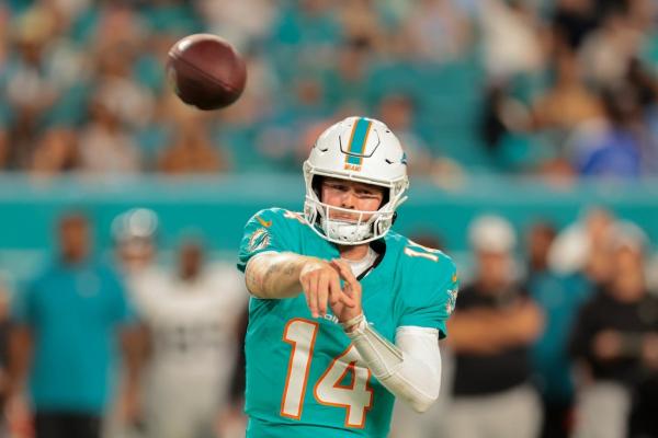 Dolphins change QBs while Bengals don’t ahead of matchup