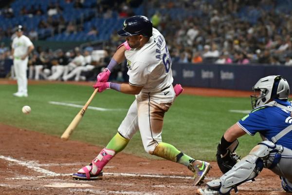 Jonathan Aranda’s solo HR the difference as Rays nip Blue Jays