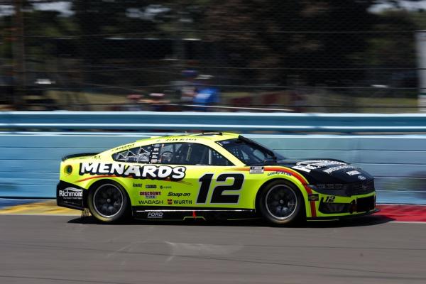Ryan Blaney upsets Shane van Gisbergen for Watkins Glen pole