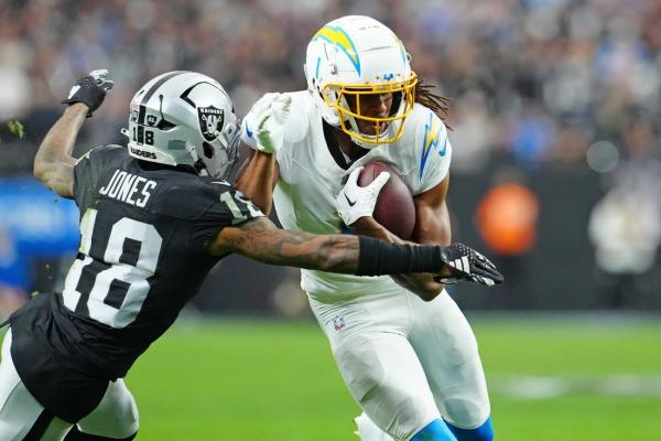 Chargers beat Raiders to lock up No. 5 seed in AFC