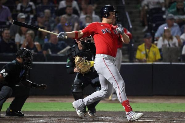 Red Sox DFA 1B Nathaniel Lowe amid several moves