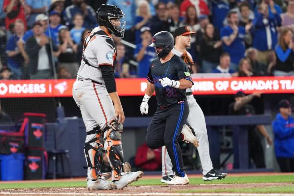 Vladimir Guerrero Jr., Jays pull away late against O’s