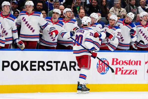 Rangers keep rolling on road, blast Habs