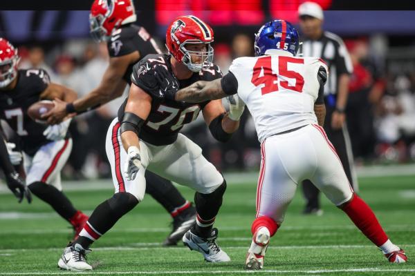 Report: Falcons, OT Jake Matthews agree on 2-year, $45 million contract extension