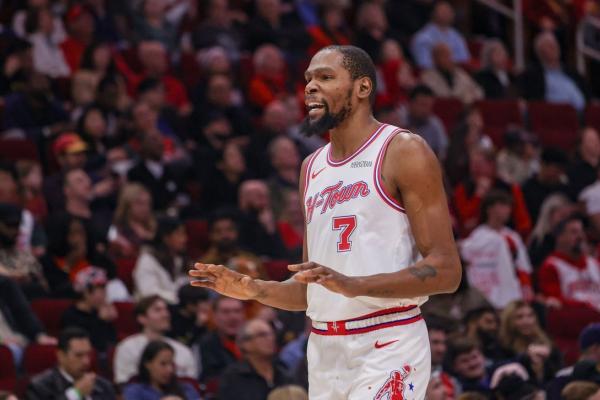 Kevin Durant drops 30 as Rockets surge past Pacers