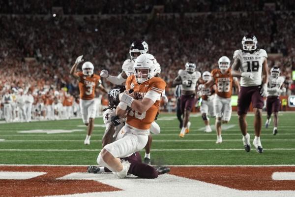 Top 25 roundup: No. 16 Texas hands No. 3 Texas A&M first loss