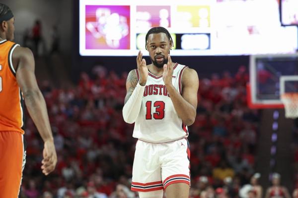 No. 5 Houston doesn’t mind winning ugly, faces Baylor next