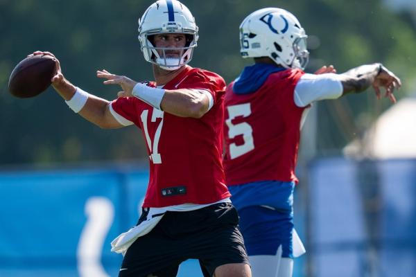 Colts tab QB Daniel Jones as starter